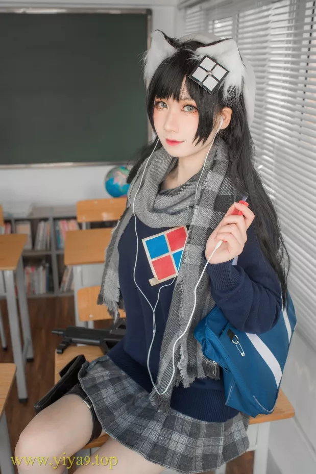 izumi泉桃子 - cosplay合集[已更新至8期]~[293P - 2.6G]