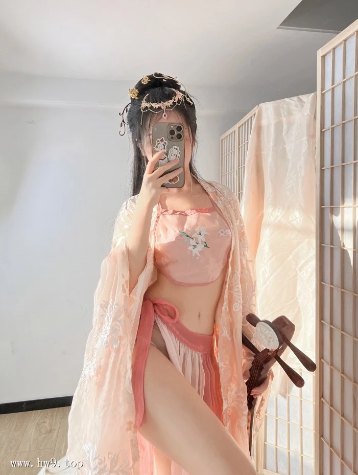 不呆猫丨COS合集[已更63期]~[2948P+54V - 31.3G]