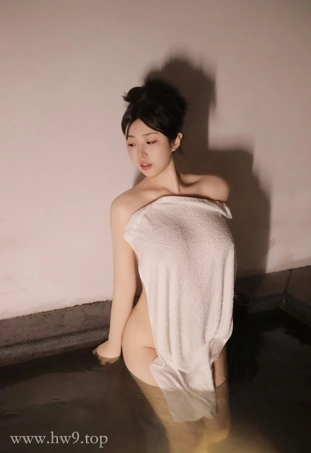 陈小花丨秀人合集[已更20期]~[1353P - 10.4G]