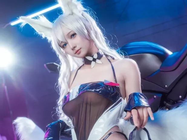 艾西Aiwest – cosplay合集[已更新至13期]~[356P – 2.8G]