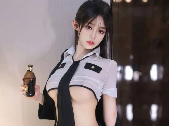 王心悦丨秀人合集[已更3期]~[245P – 2.1G]